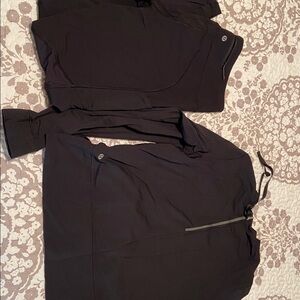 Lululemon Athletica lot Black Back Zip Long Sleeve Black Top leggings sizes 8 10